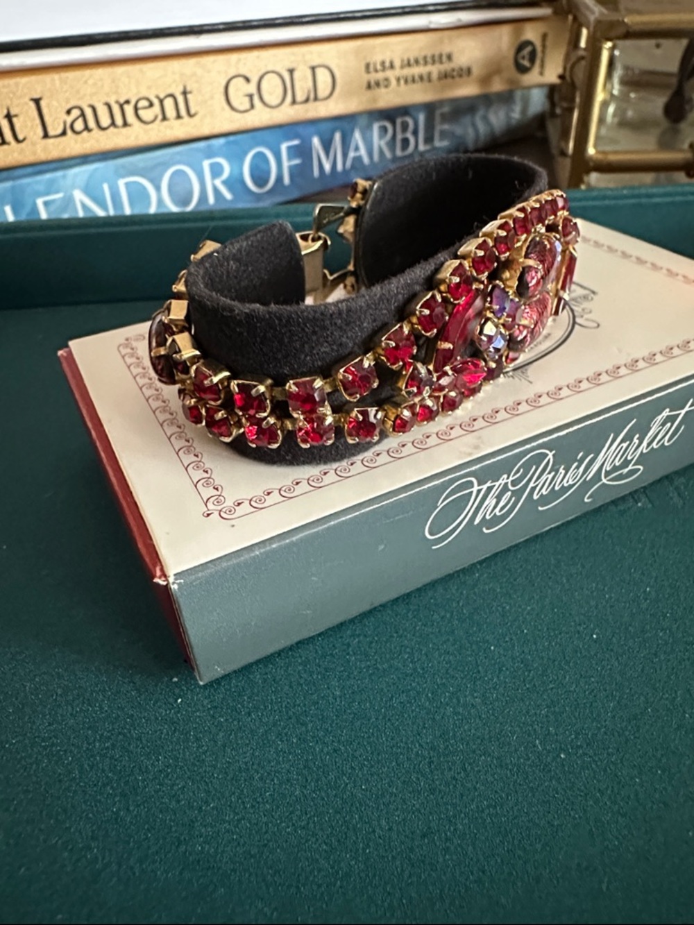 RARE 1960s Weiss or Julianna Red Rhinestone and Art Glass Bracelet - Picture 6 of 11